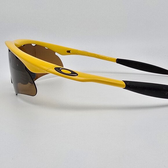 Oakley Custom M Frame Yellow Frame Vented Golf Gold Iridium Hybris S Sunglasses - Picture 3 of 12